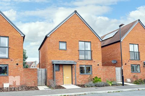 3 bedroom detached house for sale, Victory Way, Ringwood, BH24 2