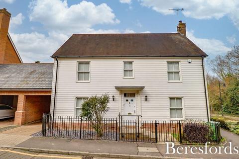 2 bedroom detached house for sale, Sawyers Grove, Brentwood, CM15