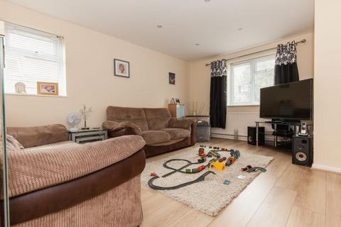3 bedroom detached house to rent, Green Hill, Oxford