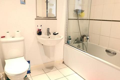 3 bedroom apartment to rent, Coral Apartments, 17 Western Gateway, Royal Victoria Dock, London, E16 1AQ