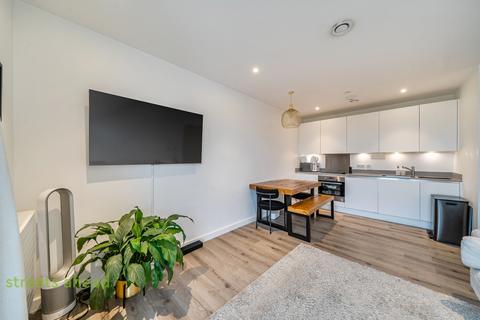 Addiscombe Grove, Croydon, CR0