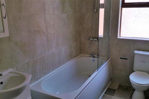1 bedroom flat to rent, Clyde Road, Manchester M20