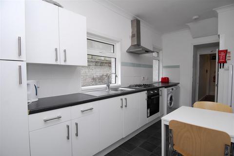 undefined, Abingdon Road, Plymouth PL4