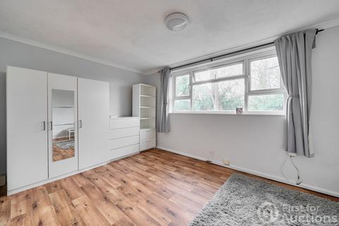 undefined, Viceroy Court, Dunstable LU6