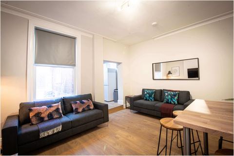 6 bedroom house to rent, Burley Road, Leeds LS4