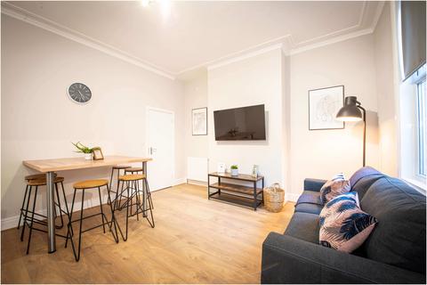 6 bedroom house to rent, Burley Road, Leeds LS4