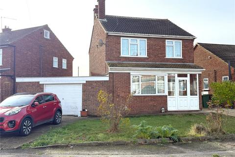 3 bedroom detached house for sale, Bishops Road, Stanford-le-Hope, Essex, SS17