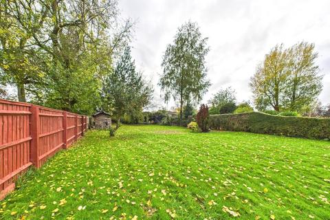 undefined, Swan Lane, Burford OX18
