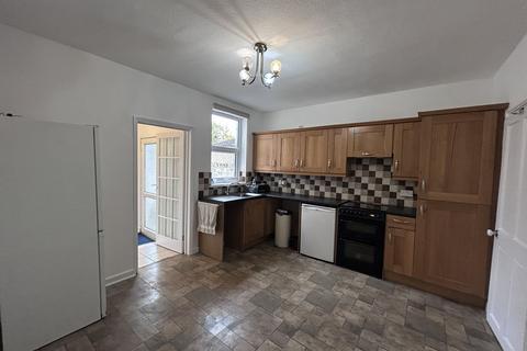 undefined, Bristol BS16