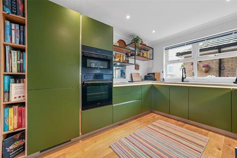 4 bedroom detached house for sale, Thaxted Road, Saffron Walden, Essex, CB11