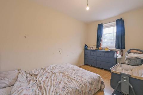 2 bedroom flat for sale, Betts Street, Shadwell, London, E1