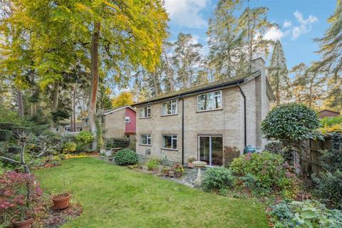 4 bedroom detached house for sale, Redwood Glade, Leighton Buzzard, Bedfordshire