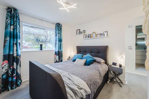 4 bedroom detached house for sale, Merlin Way, Covingham, Swindon, SN3 5AN