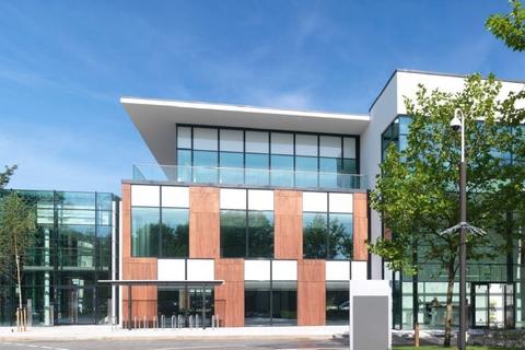 Office to rent, 8 Cannon Ln Maidenhead SL6 3NR