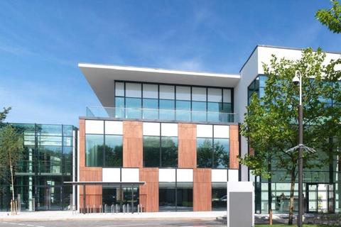 Office to rent, 8 Cannon Ln Maidenhead SL6 3NR