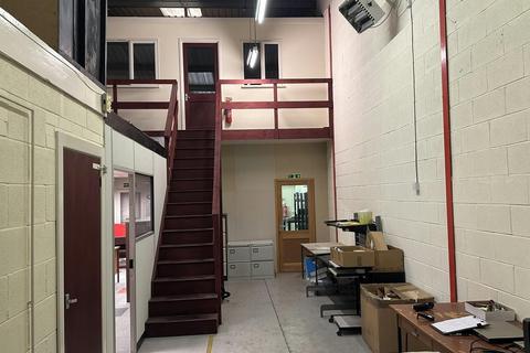 Industrial development to rent, Hawkes Dr Warwick CV34 6LX