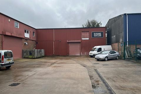 Warehouse to rent, Montague Rd Warwick CV34 5LW
