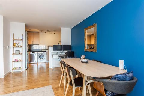 1 bedroom flat for sale, Palmers Road, Bethnal Green, E2