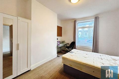 undefined, Orchard Terrace, Newsome, Huddersfield, HD4