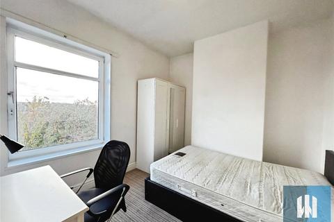 3 bedroom terraced house for sale, Orchard Terrace, Newsome, Huddersfield, HD4
