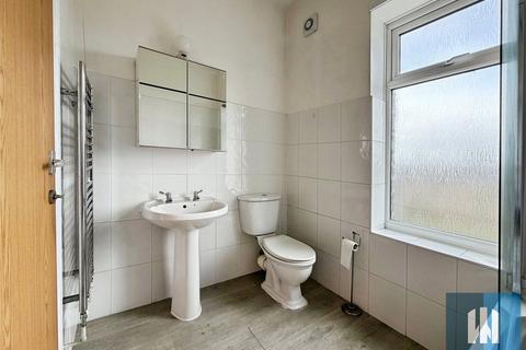 undefined, Orchard Terrace, Newsome, Huddersfield, HD4