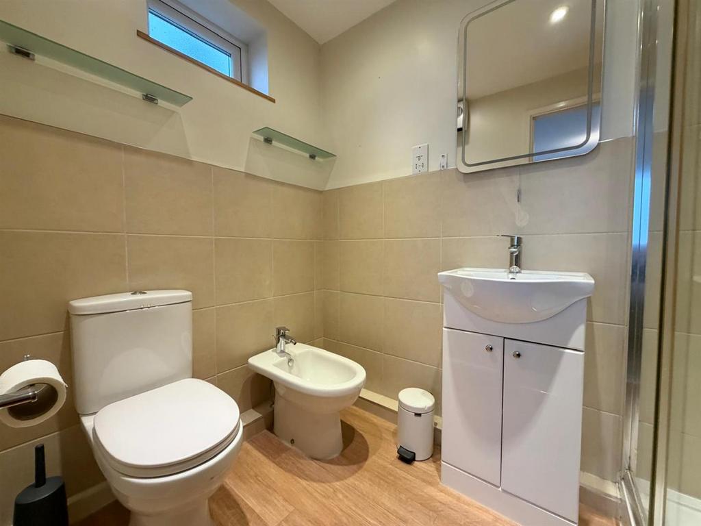 Ensuite