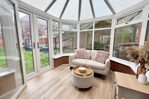 3 bedroom detached house for sale, Jubilee Gardens, Staining FY3