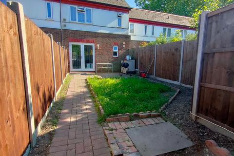 undefined, Tranton Road, London SE16