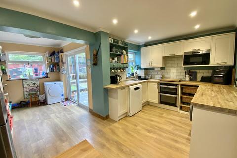 undefined, Hastings, Stony Stratford, Milton Keynes