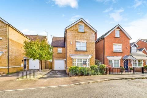 4 bedroom detached house for sale, Tamarisk Way, Weston Turville