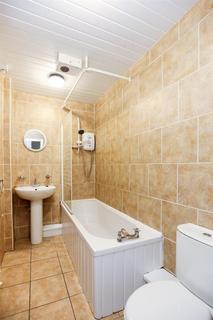 3 bedroom flat to rent, £135pppw - Warwick Street, Heaton, NE2