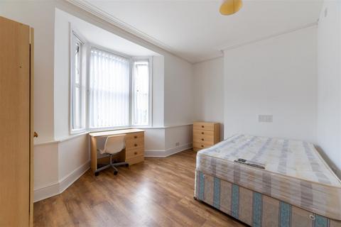 3 bedroom flat to rent, £135pppw - Warwick Street, Sandyford, Newcastle Upon Tyne