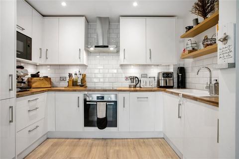 2 bedroom apartment for sale, Harry Zeital Way, London, E5
