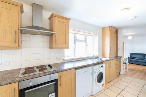 6 bedroom maisonette to rent, £135pppw - Stratford Road, Heaton, NE6