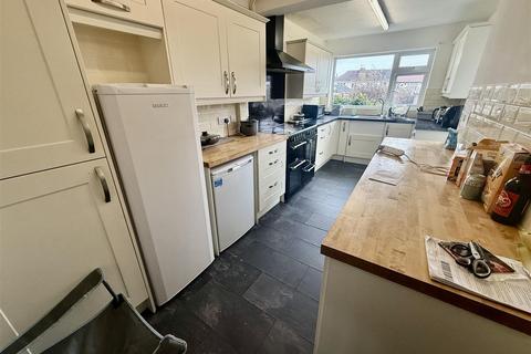 undefined, BPC02375, Fourth Avenue, Filton, BS7