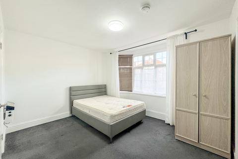 Layfield Road, London, NW4