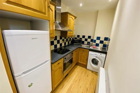 undefined, Horninglow Street, Burton Upon Trent DE14