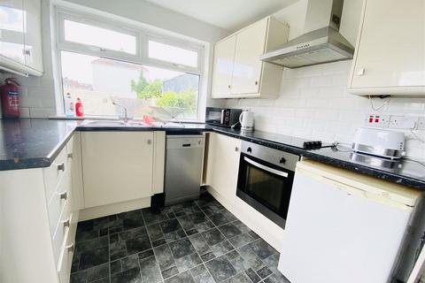 undefined, BPC01926  Staple Hill Road, Fishponds, BS16
