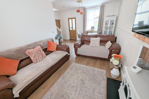 3 bedroom detached house for sale, New Road, Ystradowen, Swansea.