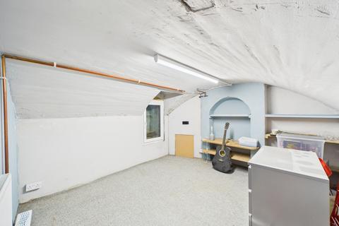 undefined, Wing Road, Linslade, LU7