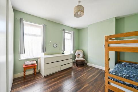 undefined, Kitchener Road, Walthamstow, London, E17