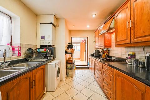 undefined, Kitchener Road, Walthamstow, London, E17