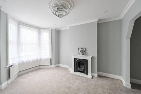 3 bedroom end of terrace house for sale, First Avenue, Walthamstow Village, London, E17