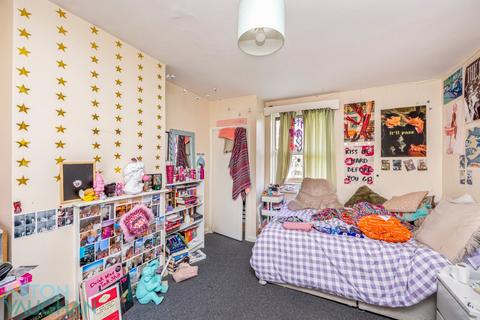5 bedroom terraced house to rent, The Highway, Brighton BN2