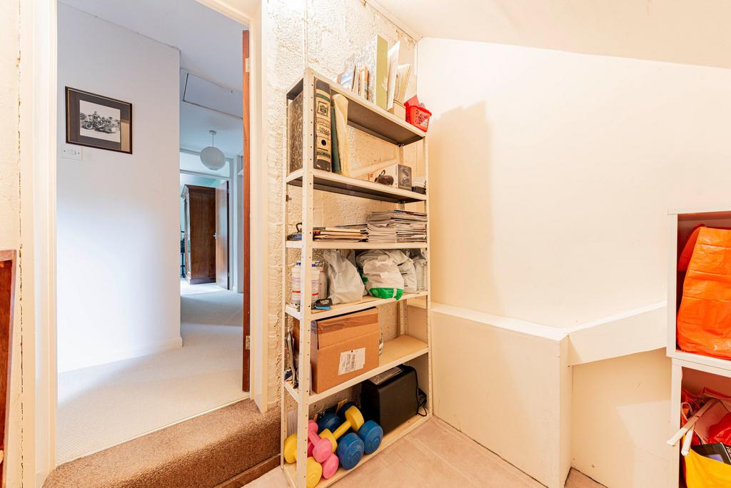 Storage Eves (1)