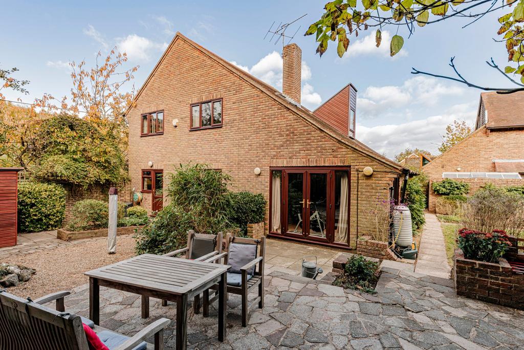 Rear Garden (1)