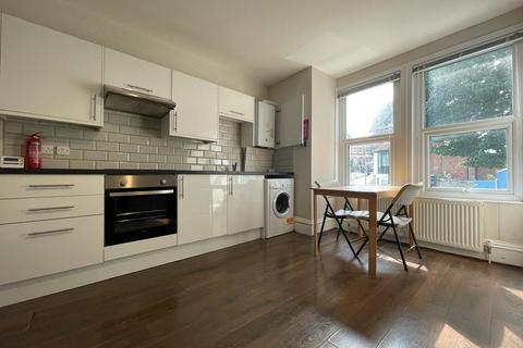 6 bedroom terraced house to rent, Brighton, East Sussex BN2