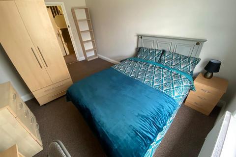 6 bedroom terraced house to rent, Brighton, East Sussex BN2