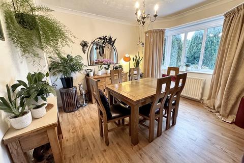 5 bedroom detached house for sale, Bearwood