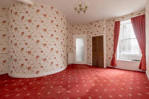 1 bedroom flat for sale, 233/2 (2f1) High Street, 2 Geddes Entry, Edinburgh, EH1 1PE